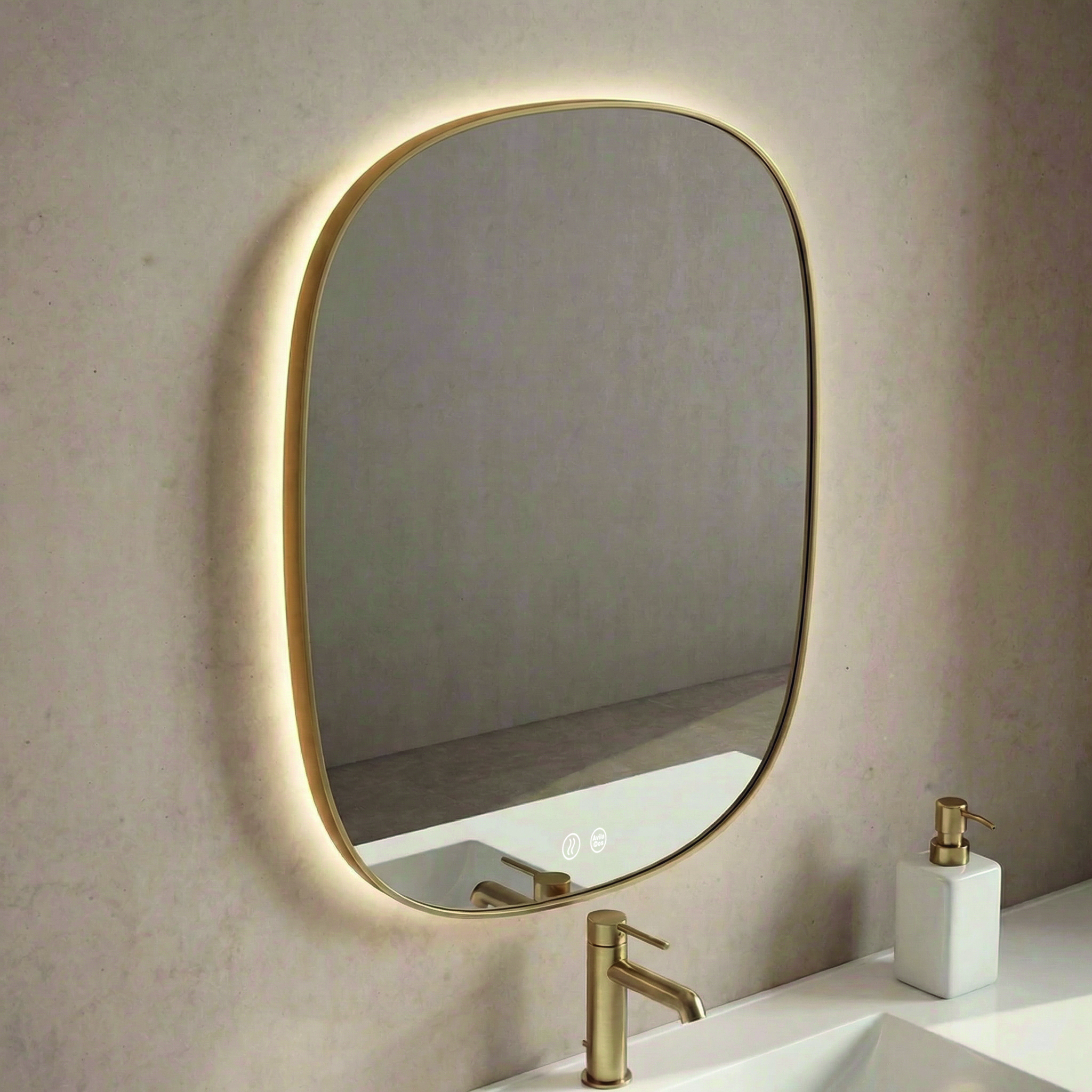 Flow Enmarcado LED: un espejo de líneas suaves y elegantes con marco personalizable, iluminación envolvente y tecnología táctil para un baño sofisticado.
