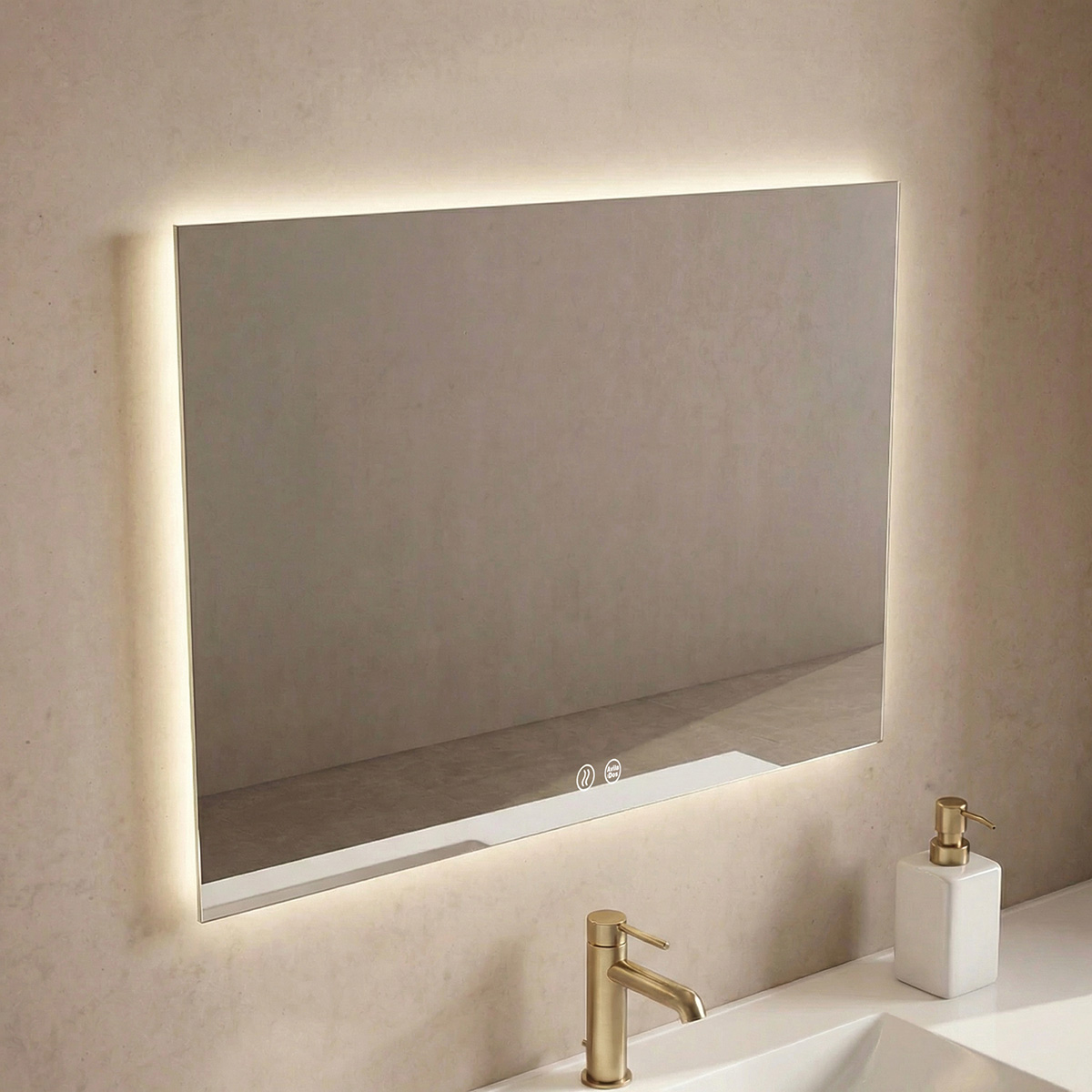 Luna Recta LED: un espejo de líneas rectas y estilo contemporáneo con iluminación envolvente y tecnología táctil para un baño moderno y elegante.